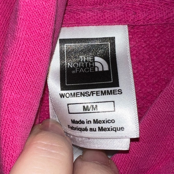 🩷🩷The North Face pink hoody medium - Picture 5 of 8